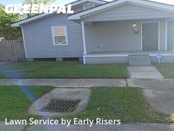 Lawn Cutting nearby Gretna, LA, 