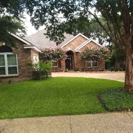 Lawn Mowing Contractor in San Antonio, TX, 78217