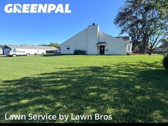 Lawn Care Service nearby Louisville, KY, 