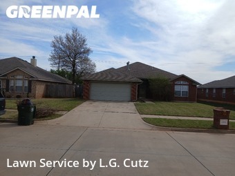 Lawn Care Service nearby Yukon, OK, 