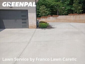 Lawn Care Service nearby Stone Mountain, GA, 