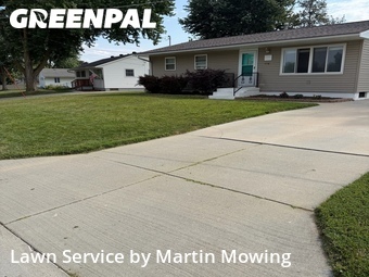 Lawn Mowing nearby Council Bluffs, NE, 