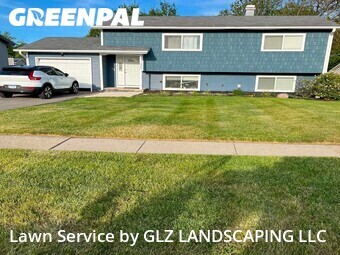 Lawn mowed in Mundelein, 60060
