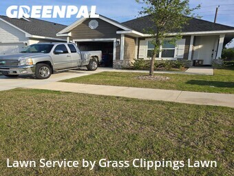 Lawn mowed in Panama City, 32404