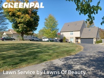 Yard Mowing nearby Cumberland, IN, 