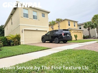 Grass Cut nearby Port St. Lucie, FL, 