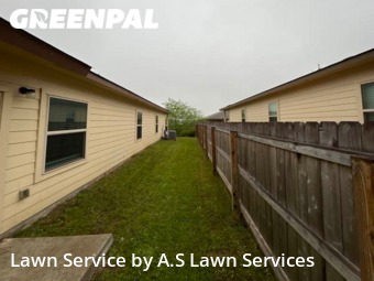 Lawn Mowing nearby New Braunfels, TX, 