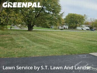 Yard Mowing nearby Hilton, NY, 