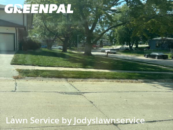 Lawn Mowing nearby Omaha, NE, 