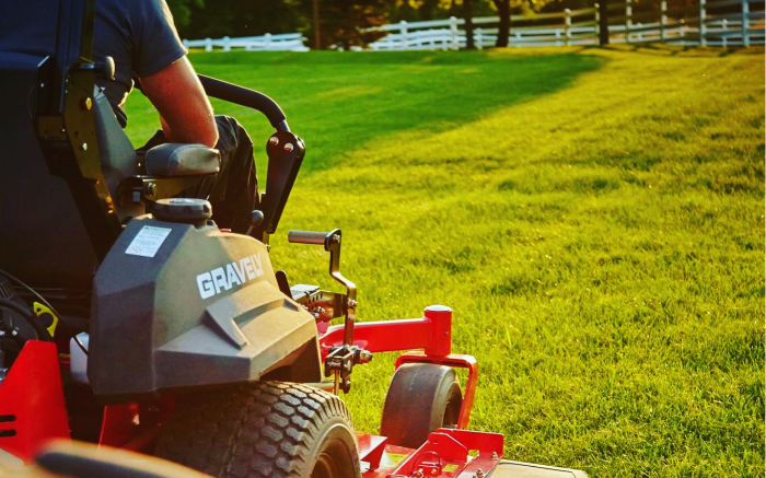 Yard mowing company in Laurel, MD, 20723