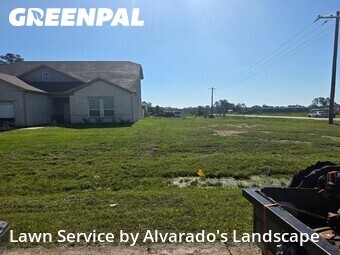 Lawn Maintenance nearby Cleveland, TX, 