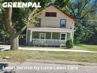 Lawn Maintenance nearby Rockford, IL, 