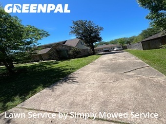 Lawn Cutting nearby League City, TX, 