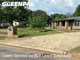 Lawn Mow nearby Midfield, AL, 