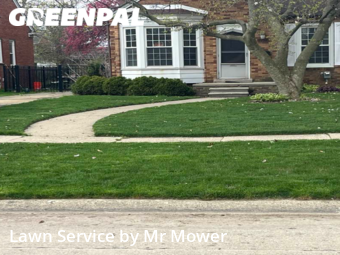 Lawn Mowing Service nearby Eastpointe, MI, 