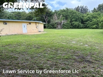 Lawn Maintenance nearby Fort Pierce, FL, 