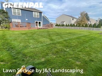 Lawn Care nearby Huntley, IL, 