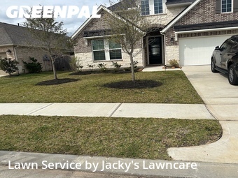 Yard Cutting nearby Tomball, TX, 