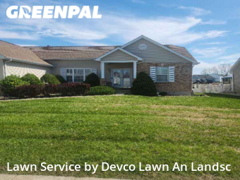 Lawn Mowing nearby Saint Charles, MO, 
