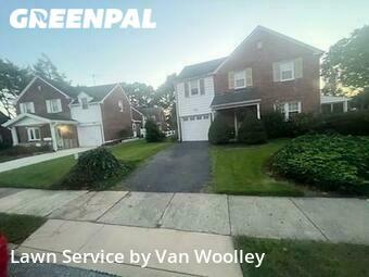 Lawn Cutting nearby Lansdowne, NJ, 