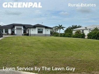Lawn mowed in Naples, 34120