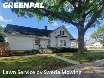 Lawn Maintenance nearby Green Bay, WI, 