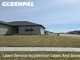 Yard Mowing nearby Lincoln, NE, 