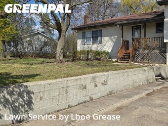 Yard Cutting nearby Bath Township, MI, 