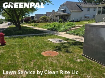 Yard Mowing nearby West Allis, WI, 