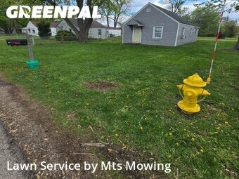 Lawn mowed in Loves Park, 61111
