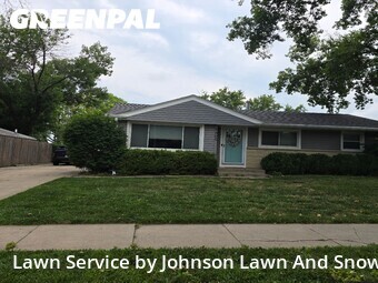 Grass Cutting nearby Lincoln, NE, 