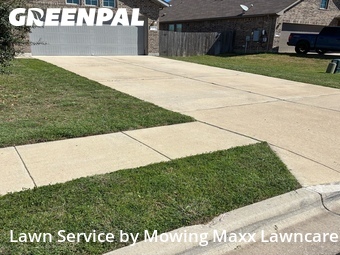 Yard Cutting nearby Hutto, TX, 