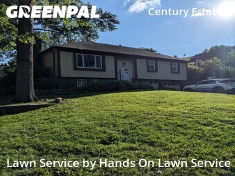 Lawn Maintenance nearby Overland Park, MO, 