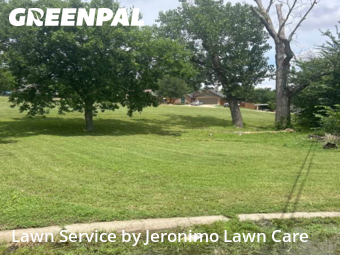 Lawn Maintenancein Haltom City,76117,Lawn Service by Jeronimo Lawn Care , work completed in Nov , 2025
