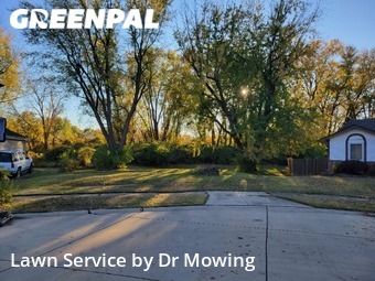 Yard Cutting nearby Florissant, MO, 