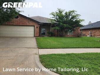 Lawn Maintenance nearby Moore, OK, 