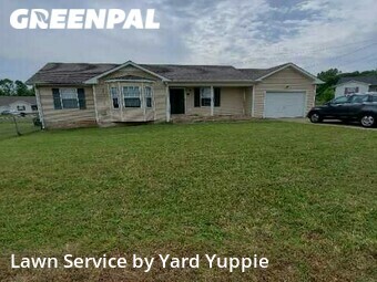 Lawn Service nearby Oak Grove, KY, 