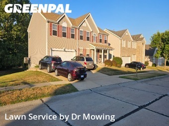 Lawn Cutting nearby Florissant, MO, 