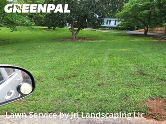 Lawn Mowing Service nearby College Park, GA, 