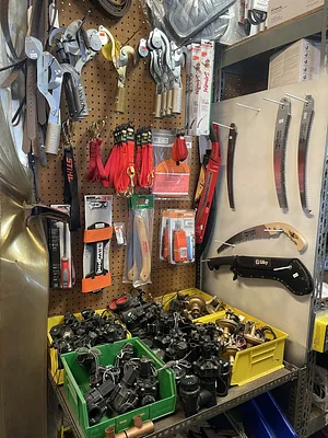 Queen's Lawnmower Shop Photo 16