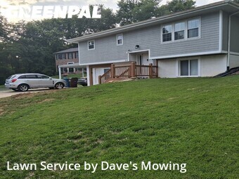 Lawn Mow nearby East Alton, IL, 