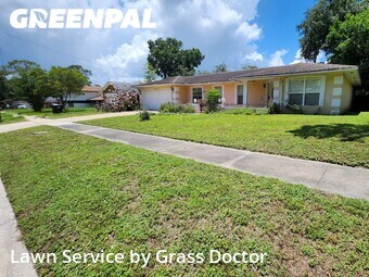 Lawn Care Service nearby Orlando, FL, 