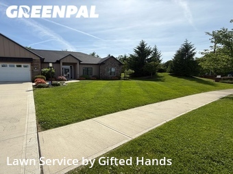 Lawn Care Service nearby Fort Wayne, IN, 