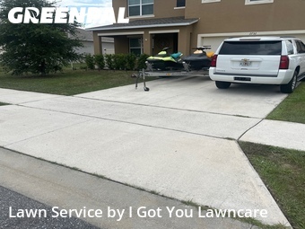 Lawn Mowing nearby Tavares, FL, 