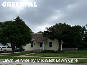 Yard Mowing nearby Montgomery, IL, 