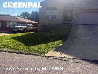 Lawn Mowing Service nearby Exeter, MO, 