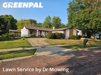 Lawn Cutting nearby Black Jack, MO, 