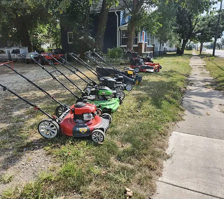 11th Street Lawn Mower Photo 11