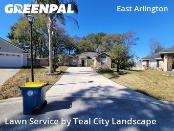 Lawn mowed in Jacksonville, 32225