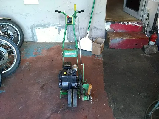 Loose Nuts Small Engine & Motorcycle repair Photo 4